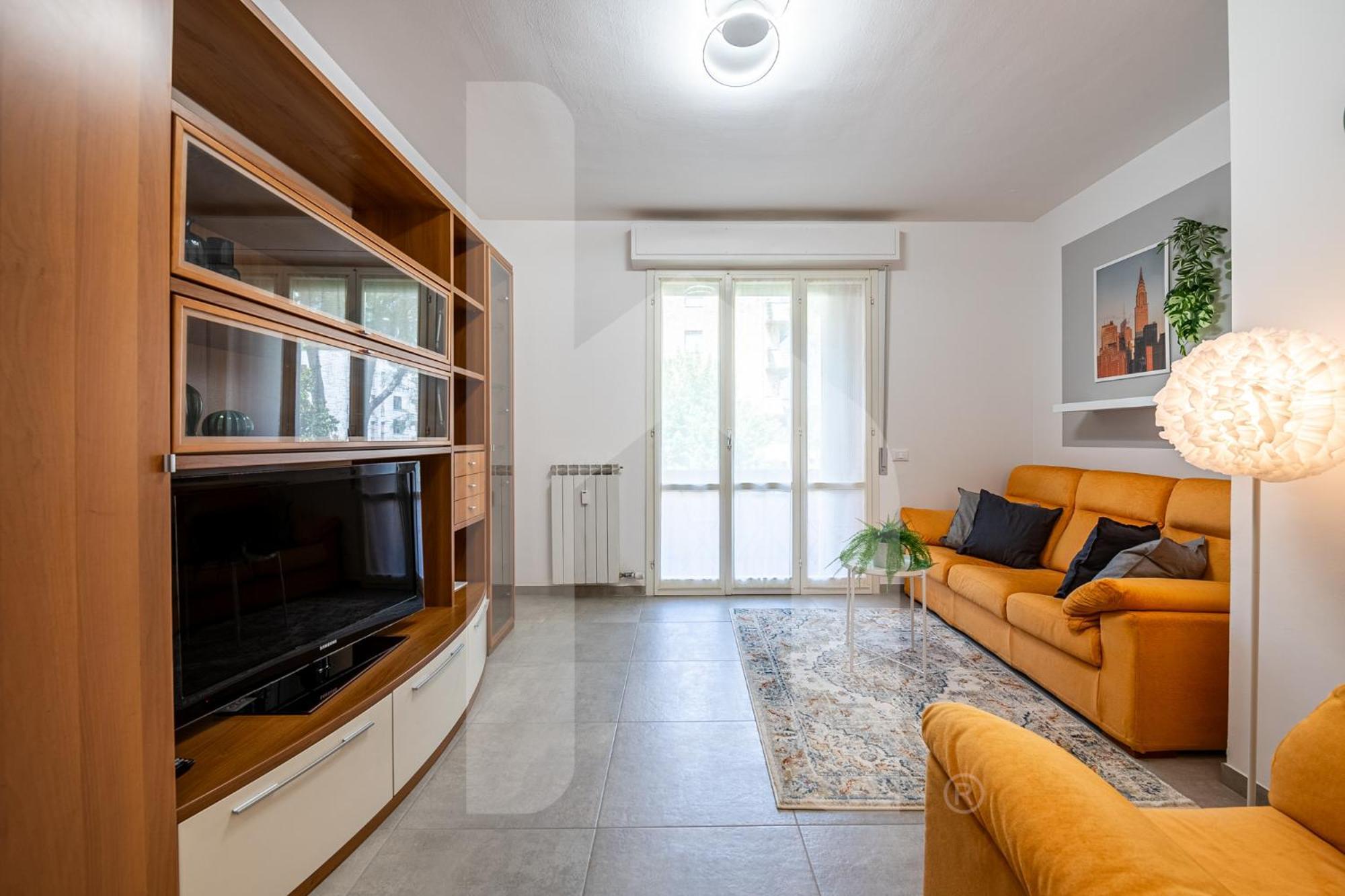 Homiday - New House - Aeroporto - Free Parking Apartment