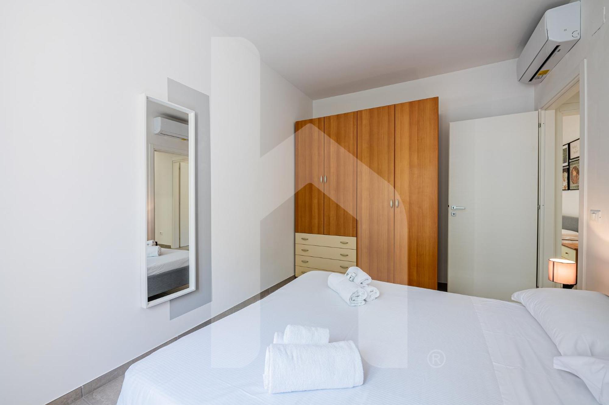 Apartment Homiday - New House - Aeroporto - Free Parking *
